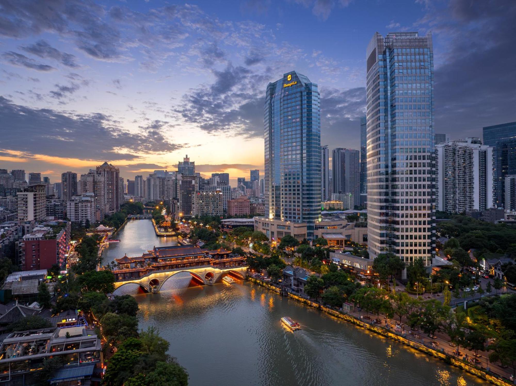 Shangri-La Chengdu Bagian luar foto